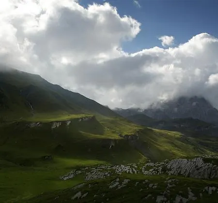 Griesalp Hotels
