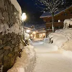 ホテル Griesalp 3*